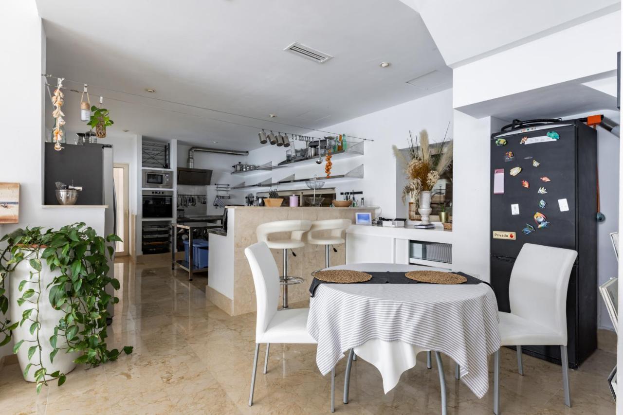Exclusive Seafront Villa,Private Pool,Gym,Bbq Khu phố El Toro Ngoại thất bức ảnh