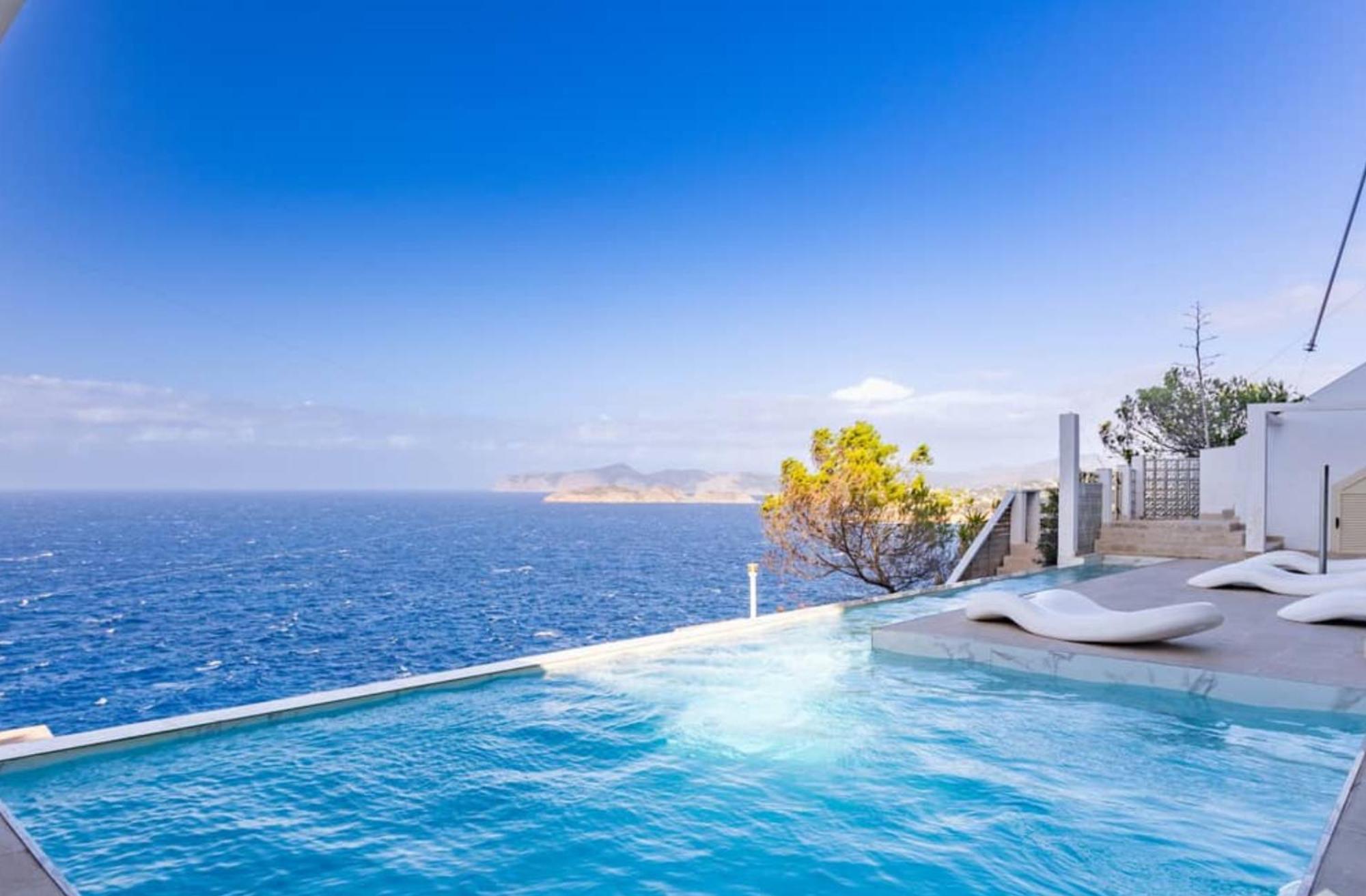 Exclusive Seafront Villa,Private Pool,Gym,Bbq Khu phố El Toro Ngoại thất bức ảnh